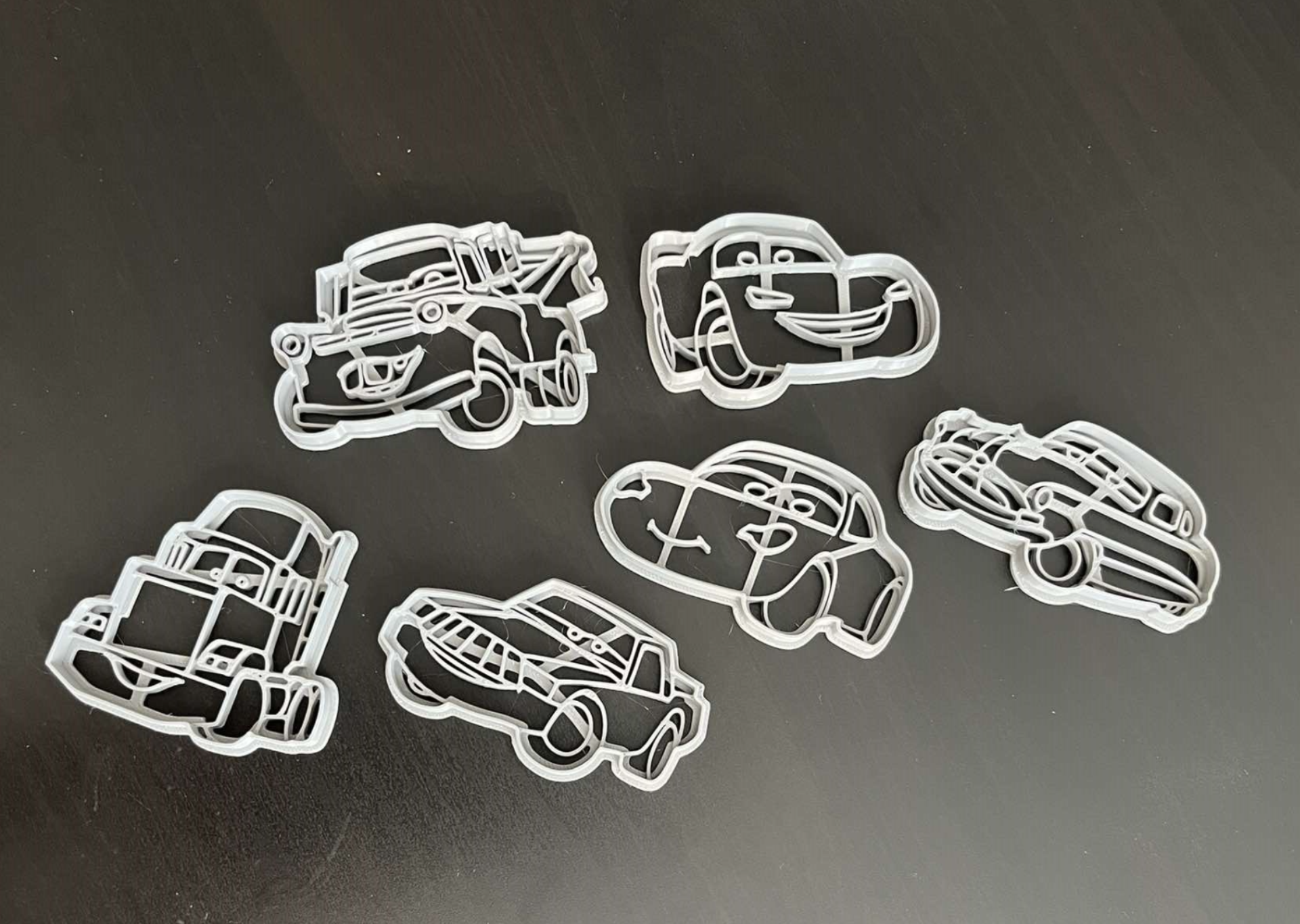 6 Moules à biscuits Cars